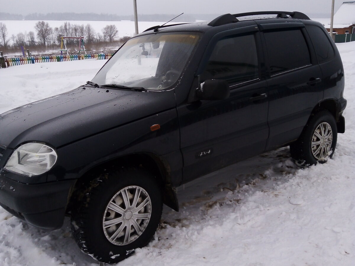 Нива шевроле черная фото Купить б/у Chevrolet Niva I 1.7 MT (80 л.с.) 4WD бензин механика в Нижнекамске: 