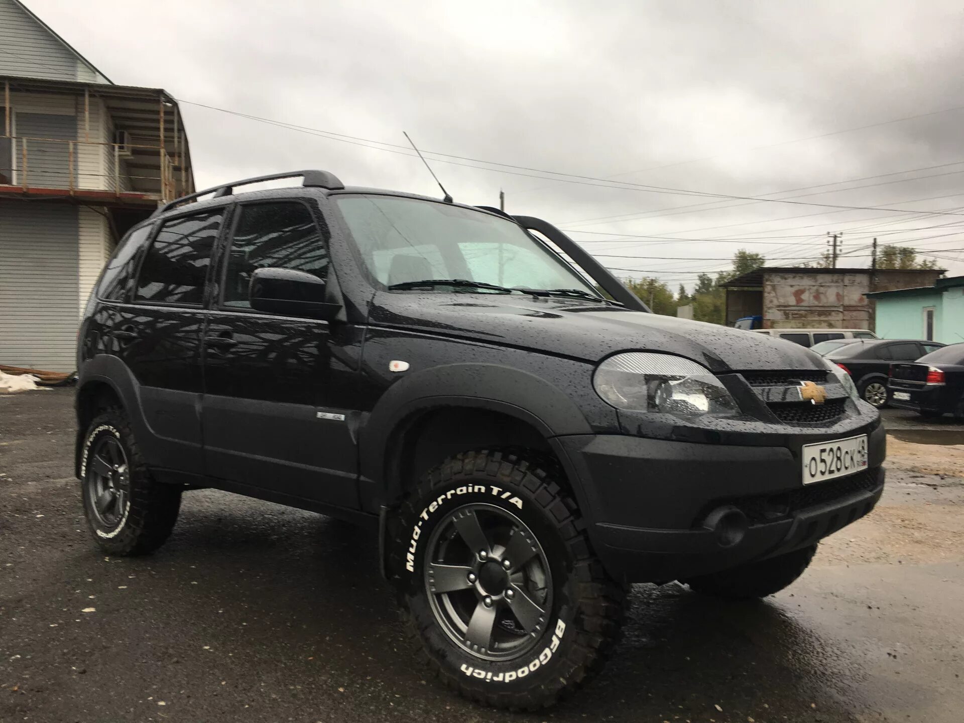 Нива шевроле черная фото Подумываю о продаже, грущу - Chevrolet Niva GLX, 2 л, 2018 года продажа машины D