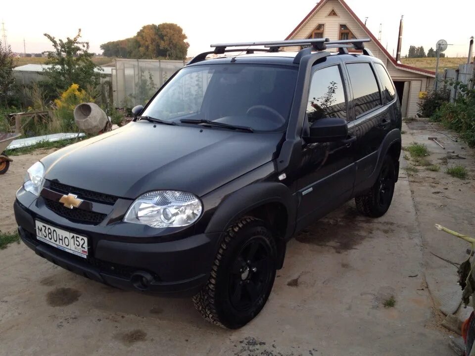 Нива шевроле дорестайлинг фото Немного фото от сентября 2015 - Chevrolet Niva, 1,7 л, 2013 года фотография DRIV