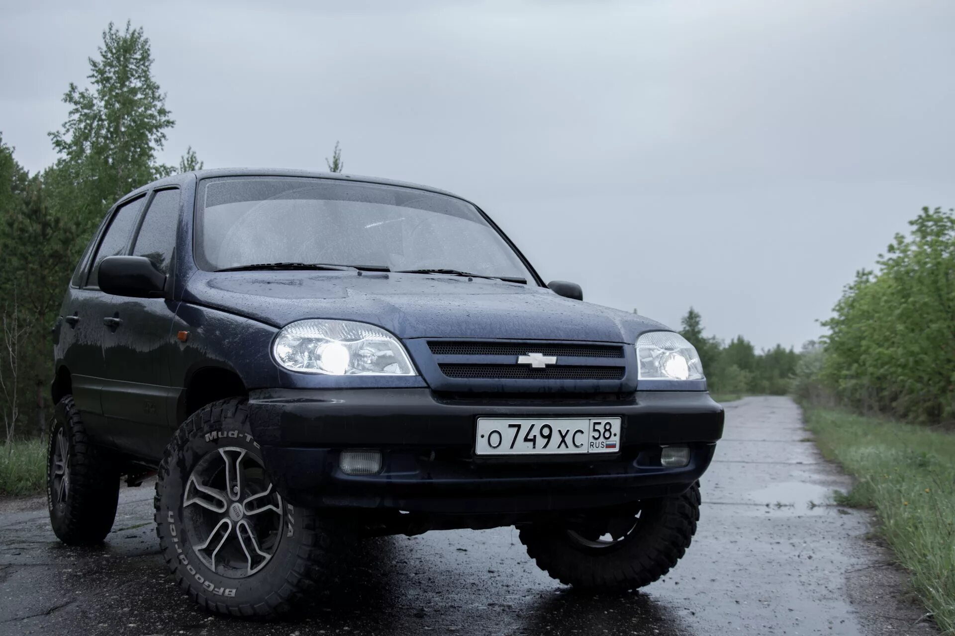 Нива шевроле дорестайлинг фото № 5 Соло-поездка по окрестностям - Chevrolet Niva, 1,7 л, 2007 года покатушки DR