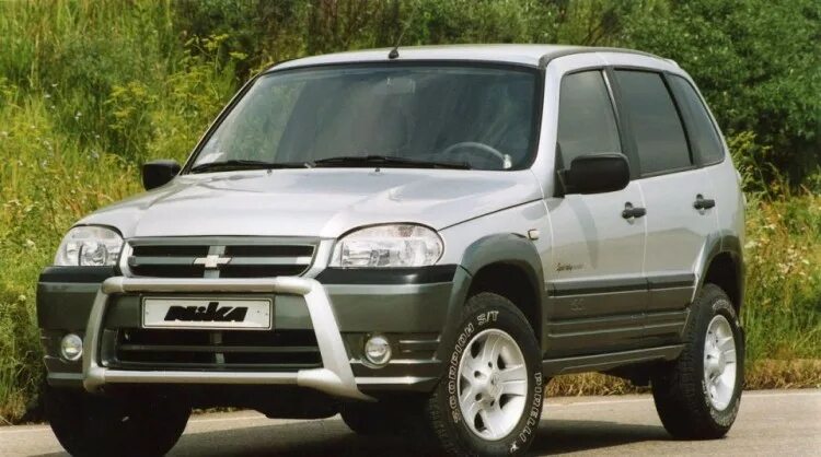 Нива шевроле дорестайлинг фото Обвес Ника Люкс ВАЗ 2123 Chevrolet Нива
