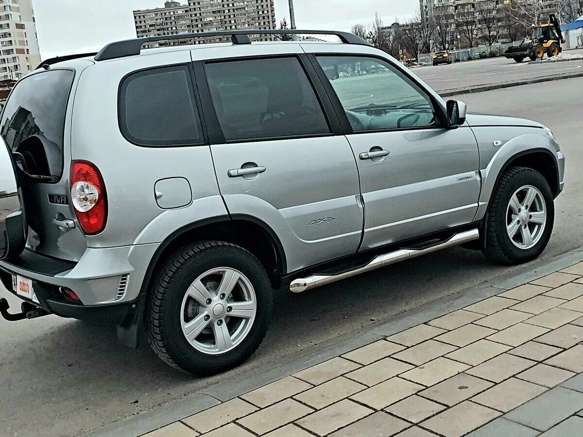 Нива шевроле фото 2016 года Купить б/у Chevrolet Niva I Рестайлинг 1.7 MT (80 л.с.) 4WD бензин механика в То