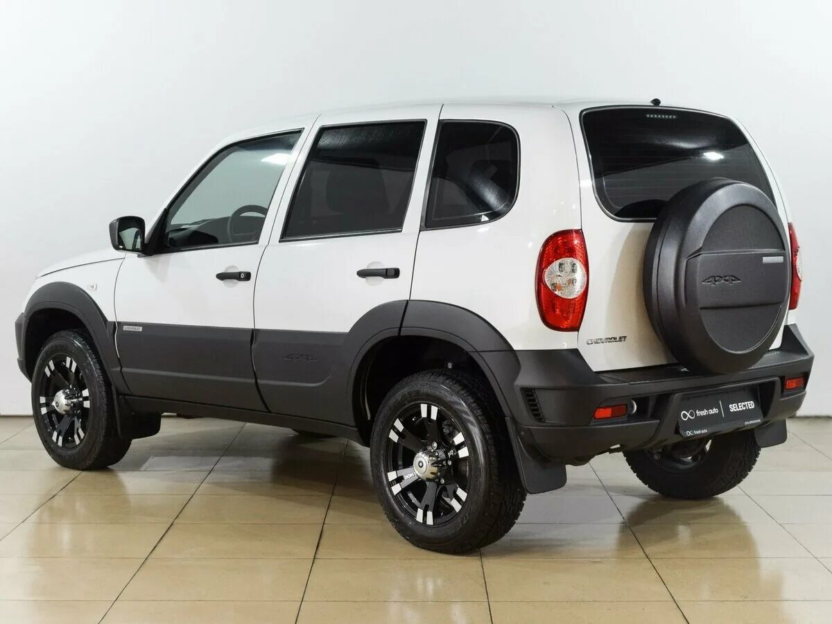 Нива шевроле фото 2016 года Купить б/у Chevrolet Niva I Рестайлинг 1.7 MT (80 л.с.) 4WD бензин механика в Во