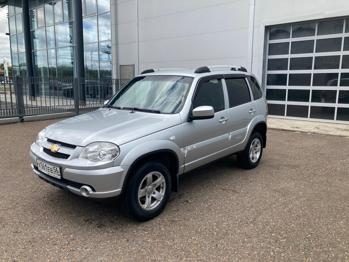 Нива шевроле фото 2016 года Купить б/у Chevrolet Niva I Рестайлинг 1.7 MT (80 л.с.) 4WD бензин механика в Пр