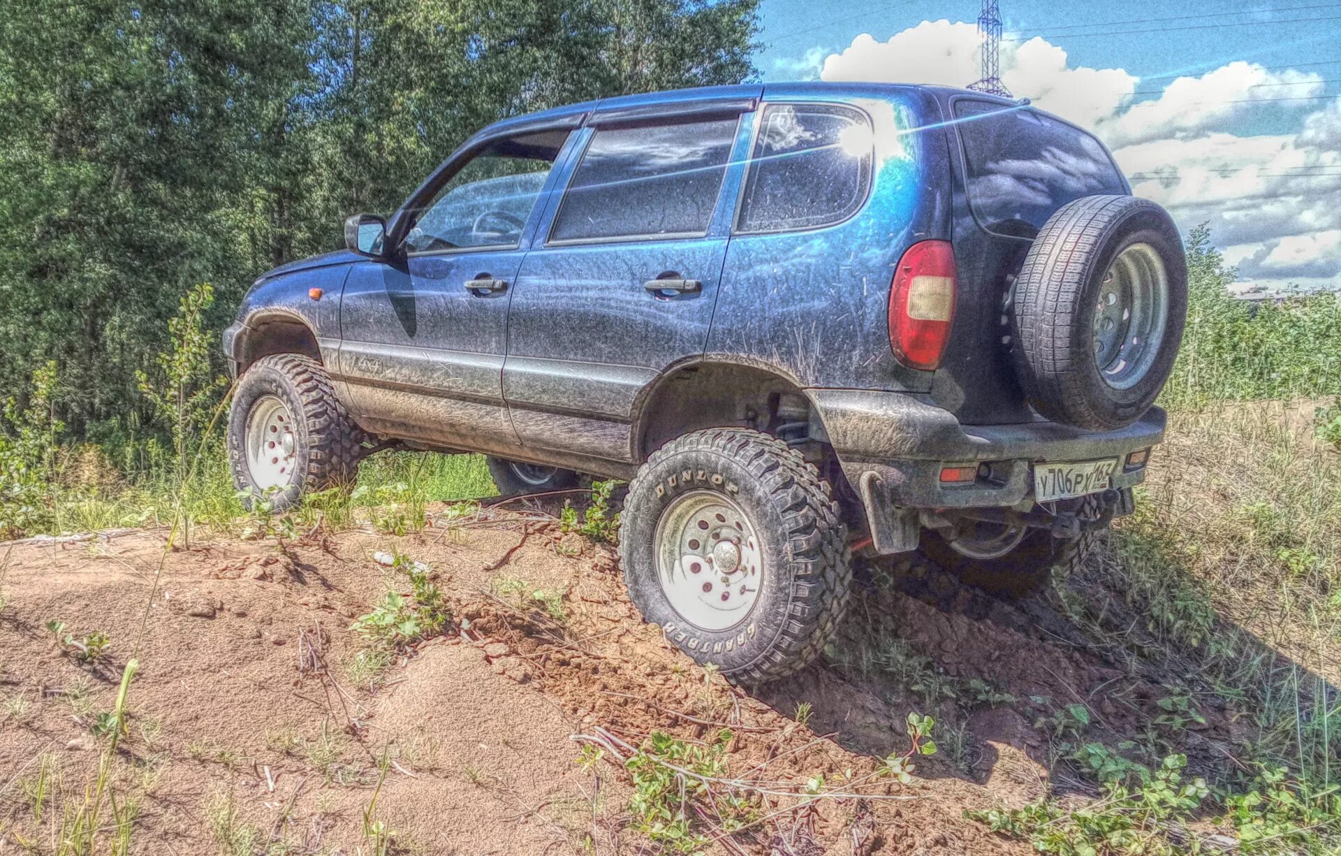 Нива шевроле фото колес Машина пррдана, фото на память. - Chevrolet Niva, 1,8 л, 2007 года продажа машин