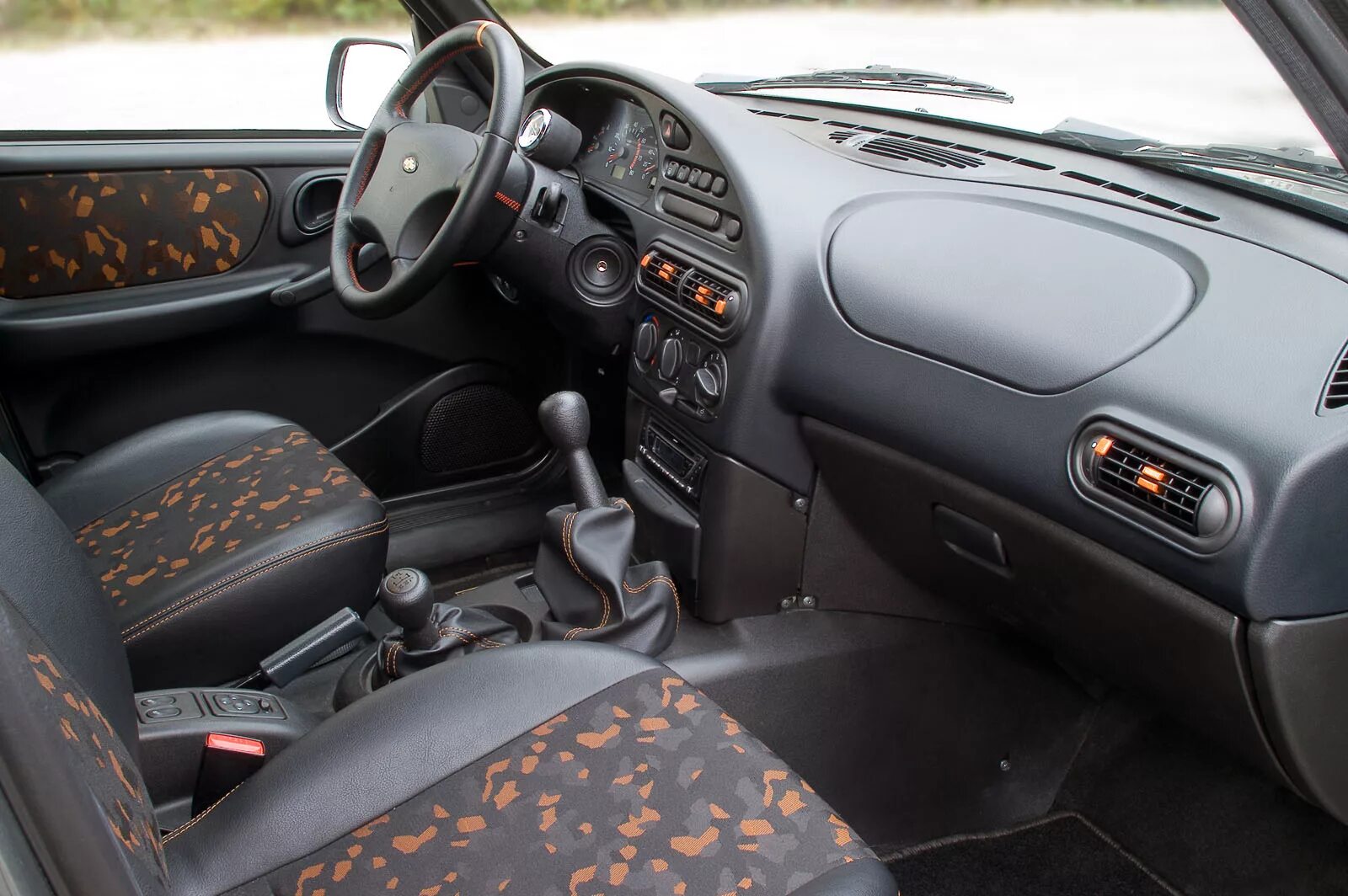 Нива шевроле фото салона Tuning Kit - Etna