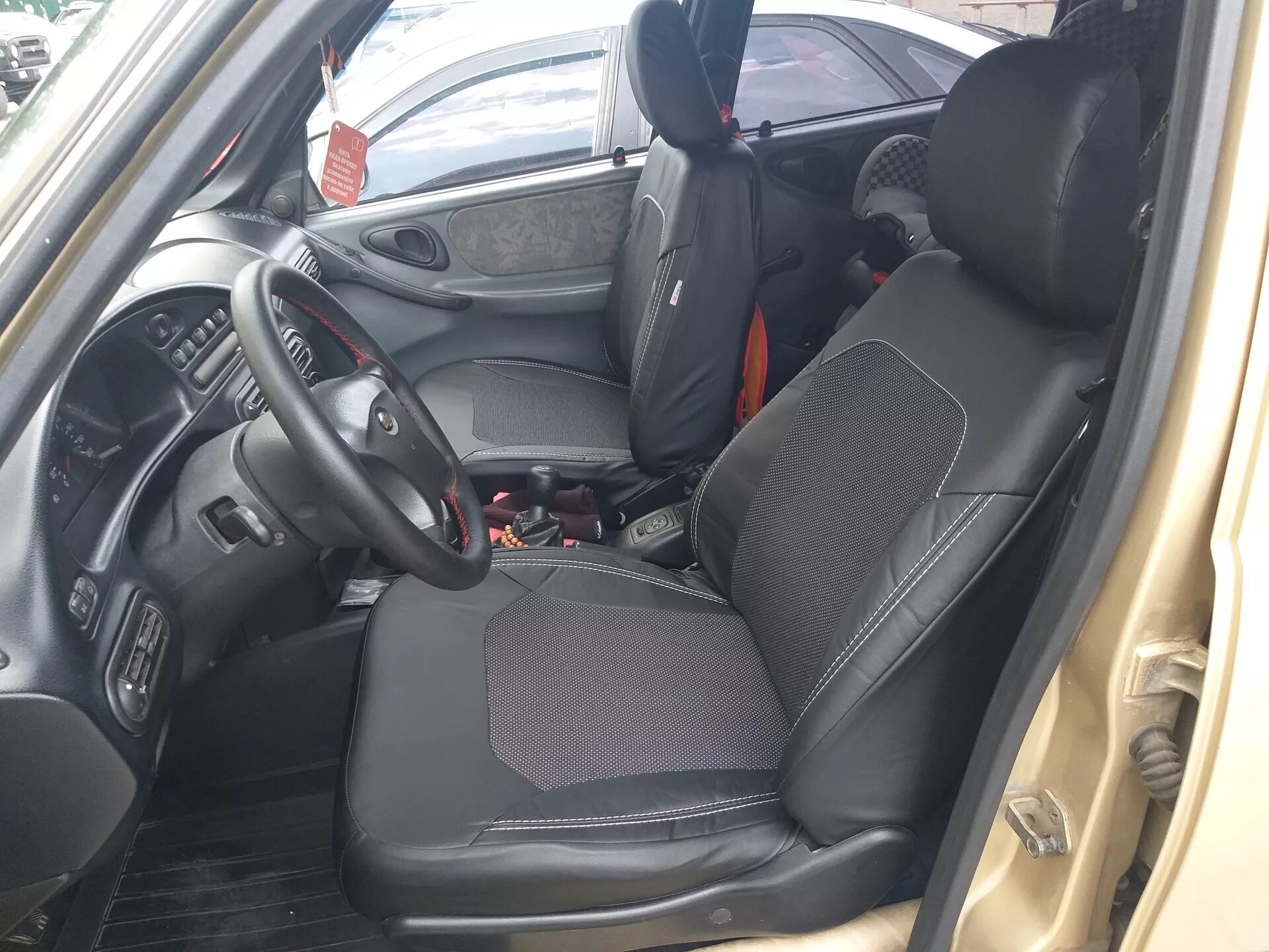 Нива шевроле фото сидений Новые сидения в Шниву - Chevrolet Niva, 1,7 л, 2004 года стайлинг DRIVE2