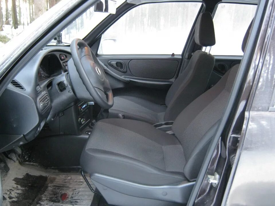 Нива шевроле фото сидений Лифтуем водительское сидение - Chevrolet Niva, 1,7 л, 2011 года тюнинг DRIVE2
