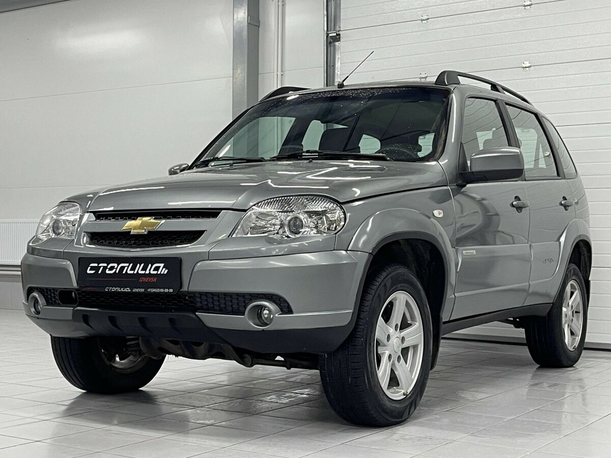 Нива шевроле фото цена новой машины Купить б/у Chevrolet Niva I Рестайлинг 1.7 MT (80 л.с.) 4WD бензин механика в Иж