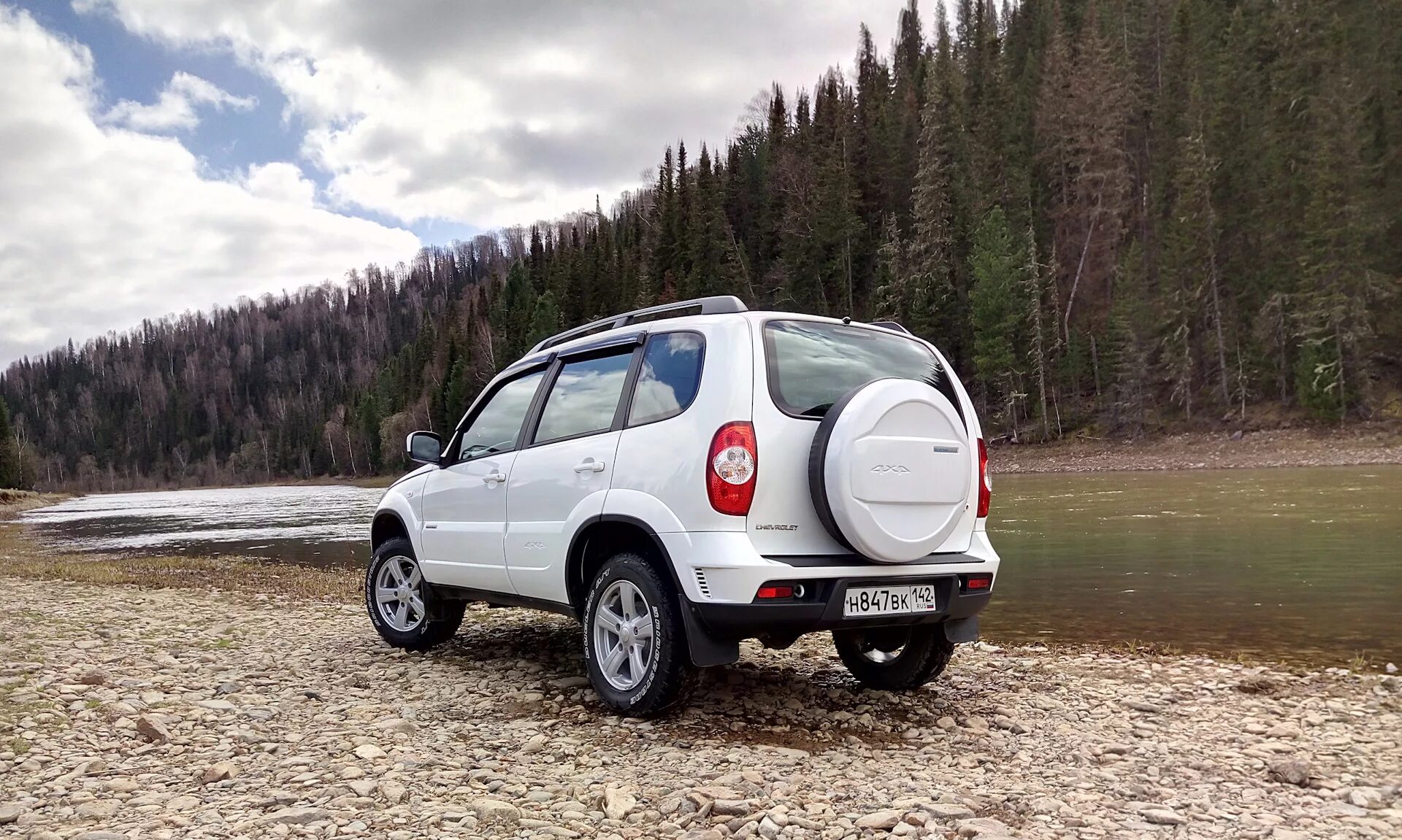 Нива шевроле картинки фото Летние тапки для Беляша. - Chevrolet Niva, 1,7 л, 2015 года шины DRIVE2