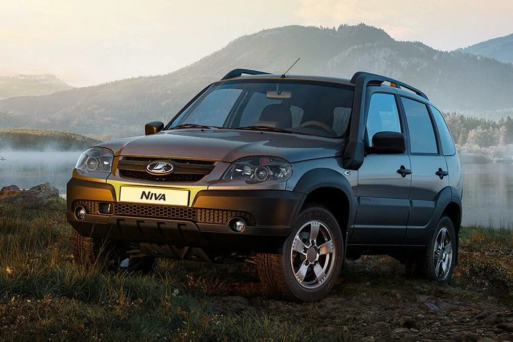 Нива шевроле картинки фото Lada Niva появилась у официальных дилеров - Российская газета