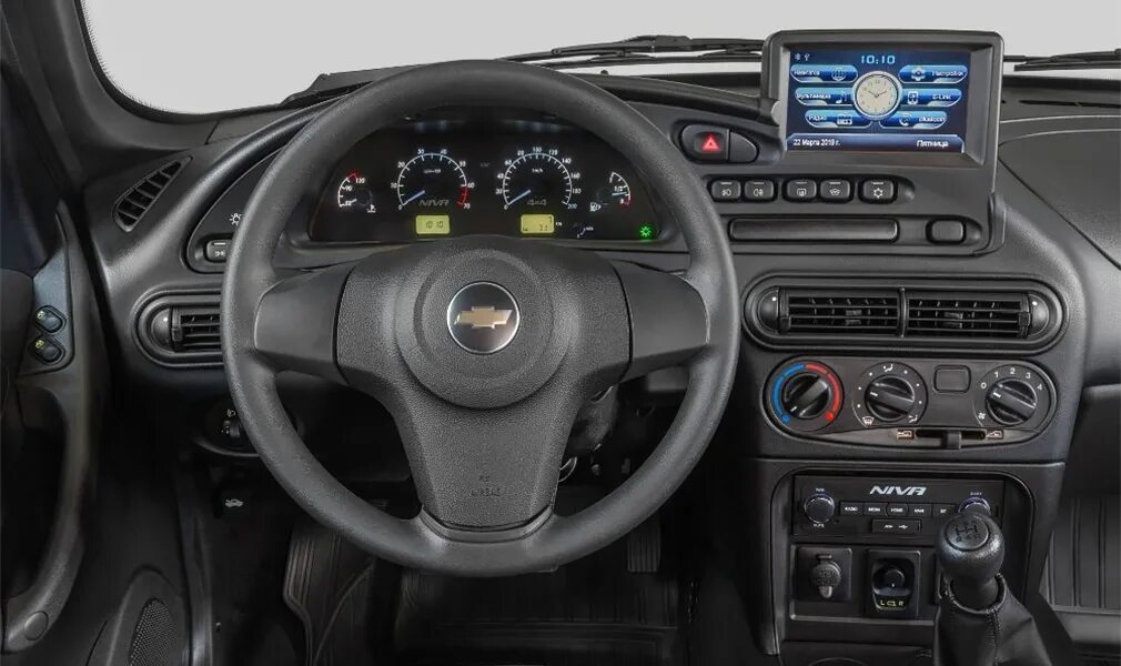 Нива шевроле комплектация цена фото Внедорожник Chevrolet Niva получил мультимедиа с планшетом :: Autonews