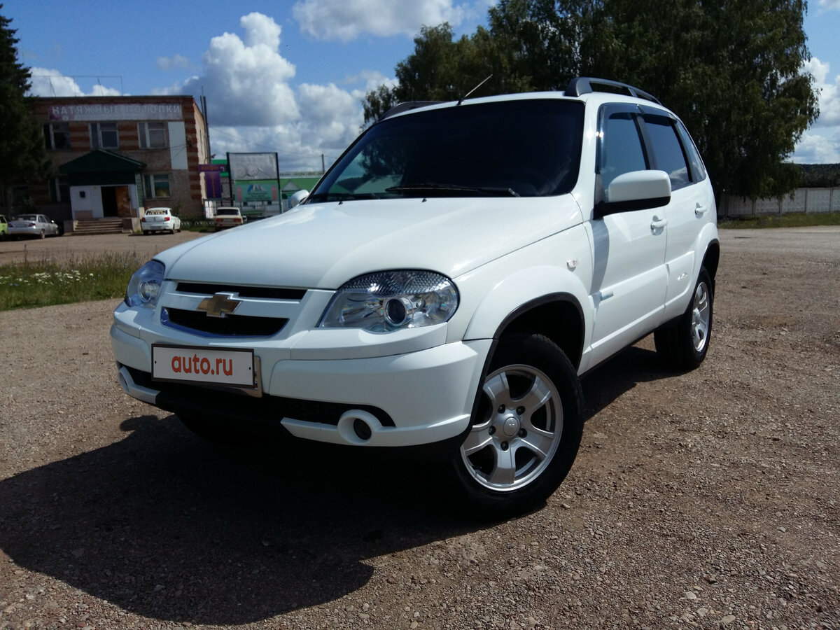 Нива шевроле люкс фото Купить б/у Chevrolet Niva I Рестайлинг 1.7 MT (80 л.с.) 4WD бензин механика в Бе