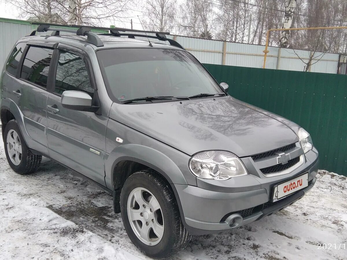 Нива шевроле люкс фото Купить б/у Chevrolet Niva I Рестайлинг 1.7 MT (80 л.с.) 4WD бензин механика в Пе