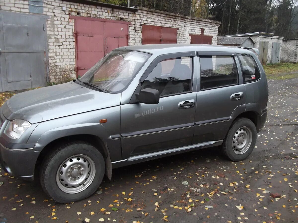 Нива шевроле ниагара фото Купить б/у Chevrolet Niva I 1.7 MT (80 л.с.) 4WD бензин механика в Кирове: серый