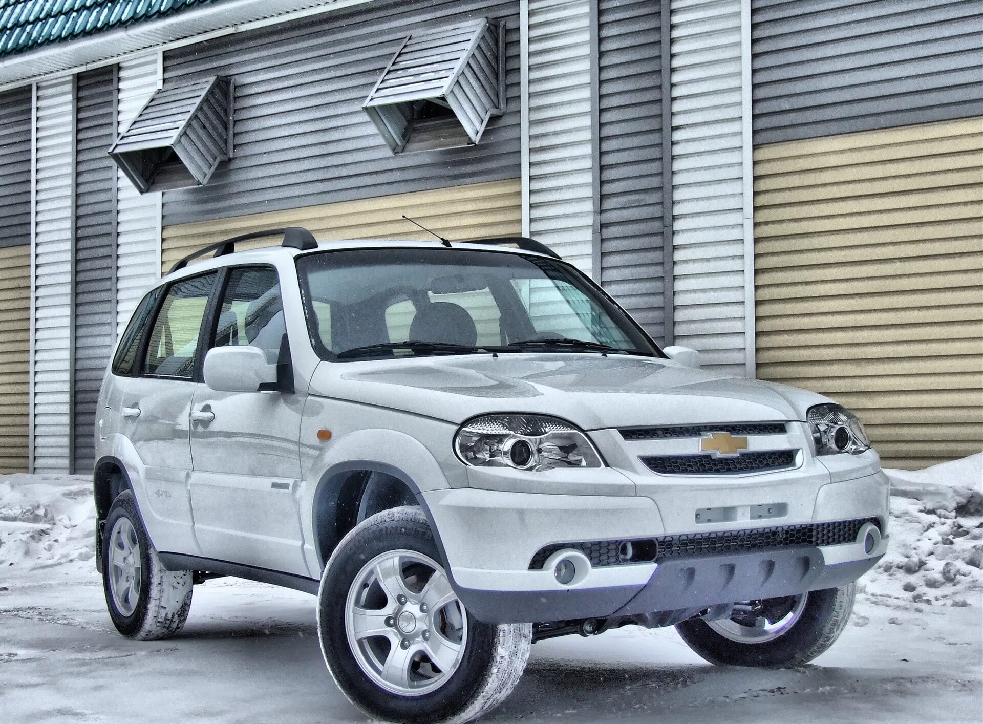 Нива шевроле нового образца фото День рождения! - Chevrolet Niva, 1,7 л, 2010 года покупка машины DRIVE2