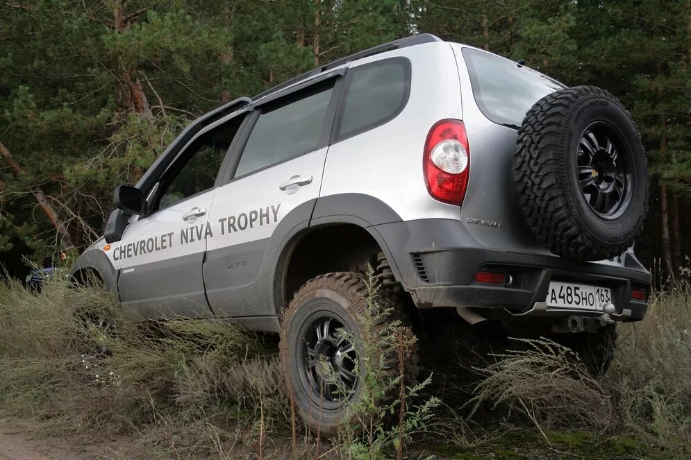 Нива шевроле офф роуд тюнинг Тест-драйв Chevrolet Niva: с ABS, подушками безопасности и надеждой на 2015-ый -
