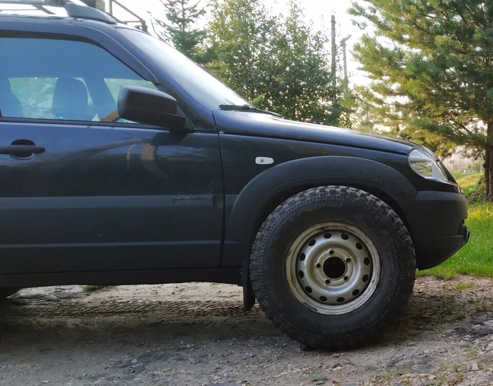 Нива шевроле резина фото А вдруг?! - Chevrolet Niva GLX, 1,7 л, 2018 года фотография DRIVE2