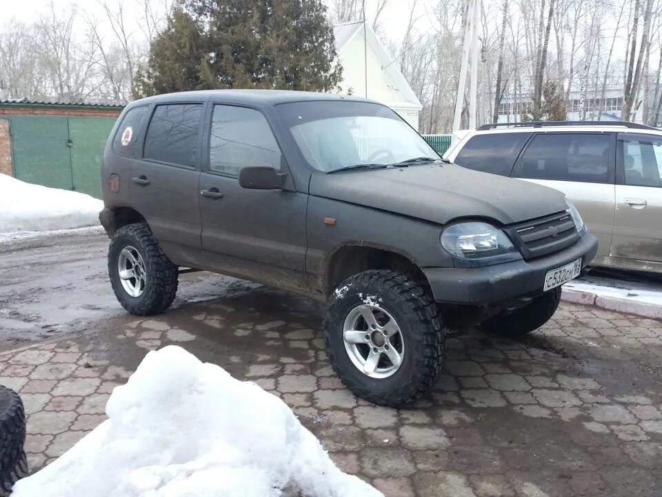 Нива шевроле резина фото 30 9.5 r15 Marshal KL71 Road Venture MT 30/9,5 R15 104Q - Chevrolet Niva, 1,7 л,