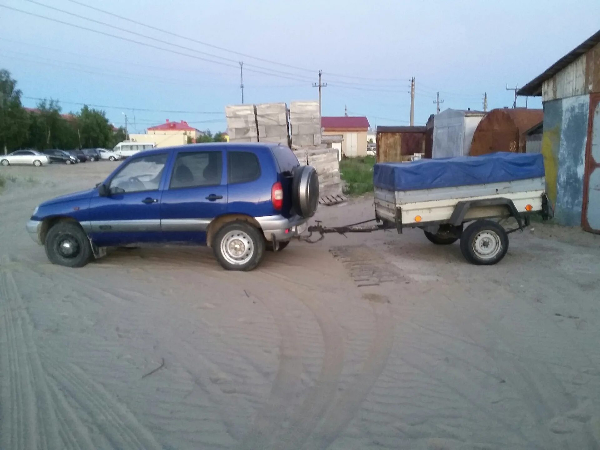 Нива шевроле с прицепом фото Готовлюсь к поездке в Курган с прицепом - Chevrolet Niva, 1,7 л, 2006 года прост