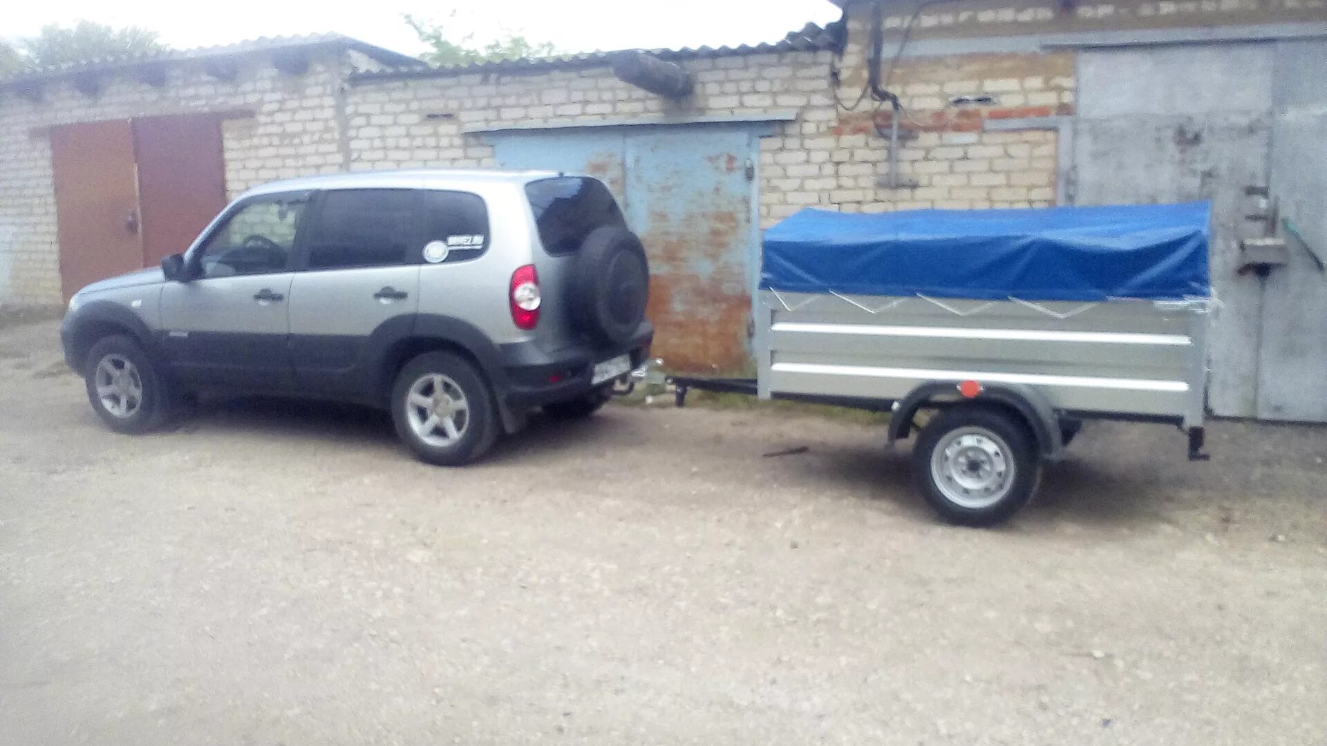 Нива шевроле с прицепом фото Купил прицеп - Chevrolet Niva, 1,7 л, 2016 года просто так DRIVE2