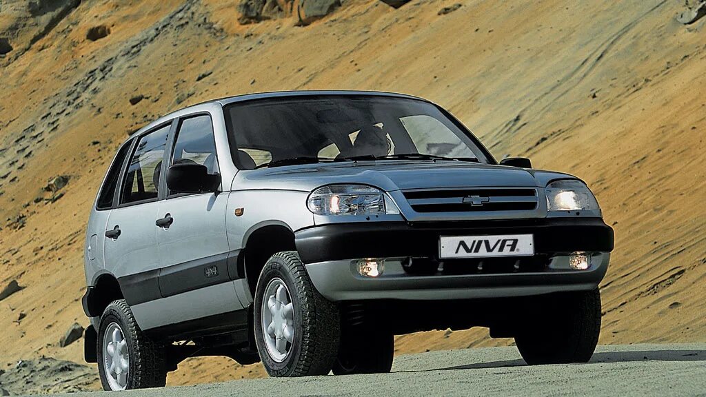 Нива шевроле смотреть фото Chevrolet Niva 1.7 бензиновый 2008 Шустрик на DRIVE2