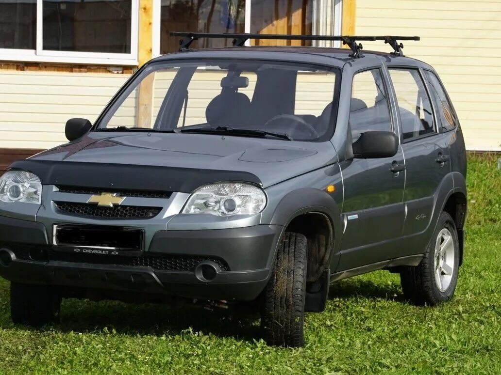 Нива шевроле старого образца фото Купить б/у Chevrolet Niva I Рестайлинг 1.7 MT (80 л.с.) 4WD бензин механика в Кр