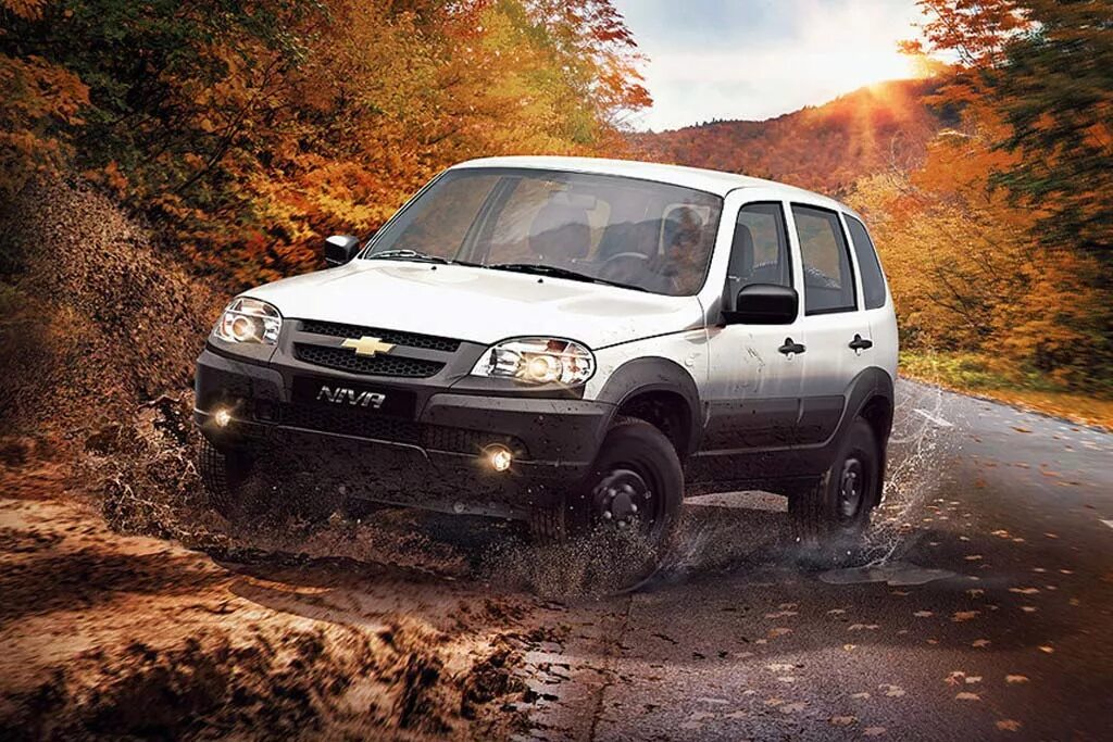 Нива шевроле стекло фото Chevrolet Niva обзавелась "бедной" комплектацией SL: что осталось?