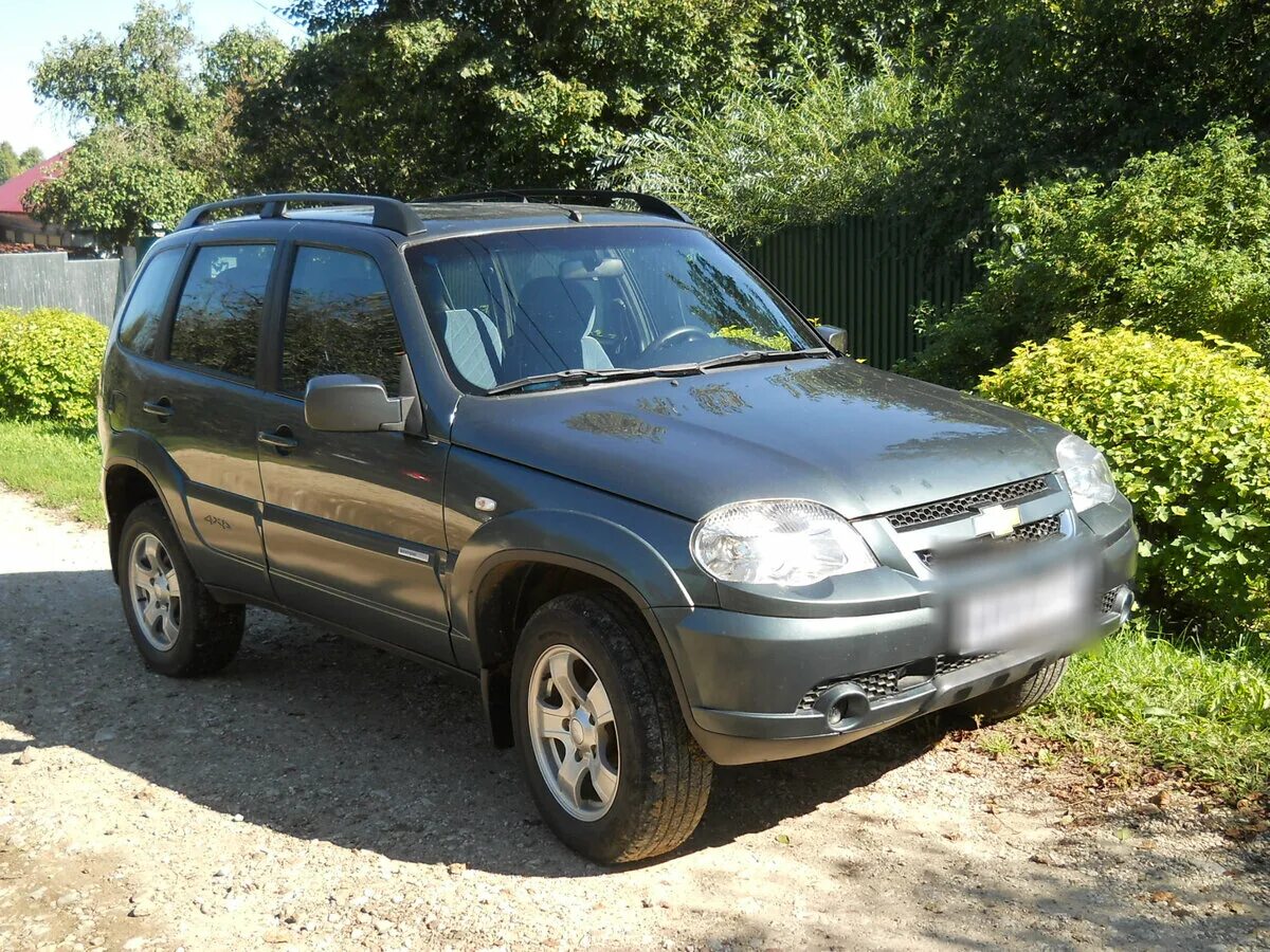 Нива шевроле цена фото бу Купить б/у Chevrolet Niva I Рестайлинг 1.7 MT (80 л.с.) 4WD бензин механика в Ка