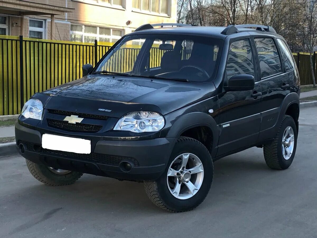Нива шевроле цена фото бу Купить б/у Chevrolet Niva I Рестайлинг 1.7 MT (80 л.с.) 4WD бензин механика в Мо