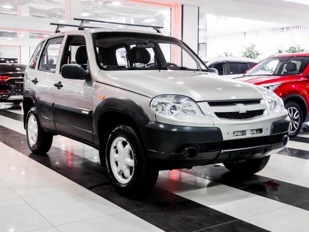 Нива шевроле цена фото бу Купить бу Chevrolet в Екатеринбурге, продажа подержанного Шевроле - АЦ Гагарина
