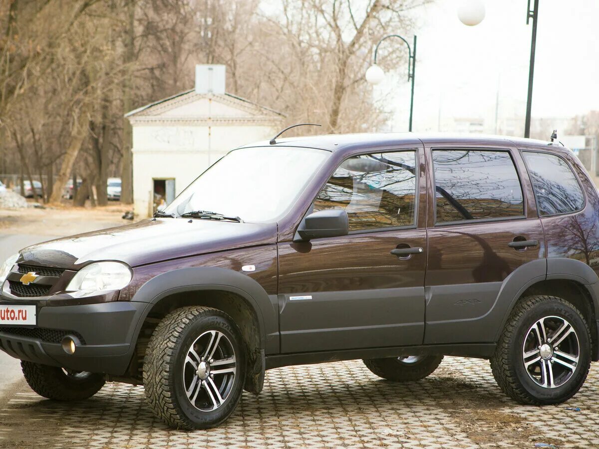 Нива шевроле цвета фото Купить б/у Chevrolet Niva I Рестайлинг 1.7 MT (80 л.с.) 4WD бензин механика в Мо