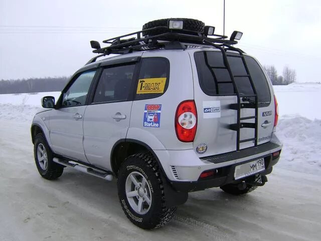 Нива шевроле тюнинг для путешествий Chevy-Niva * Просмотр темы - Убрал запаску