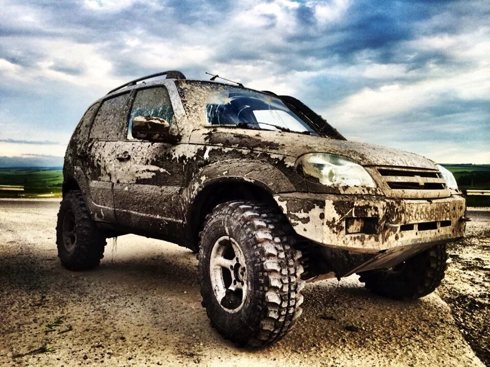 Нива шевроле тюнинг оффроуд Исследователи грязи - Chevrolet Niva, 2 л, 2013 года покатушки DRIVE2