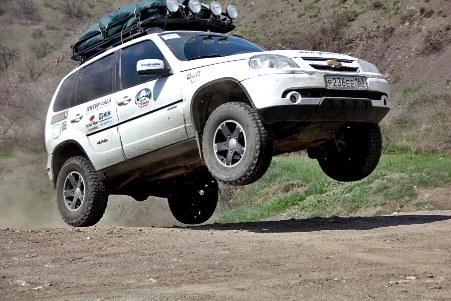 Нива шевроле тюнинг оффроуд Дикий Крым взят - Chevrolet Niva, 1,7 л, 2012 года путешествие DRIVE2