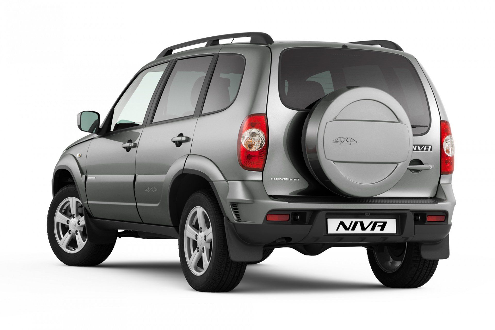Нива шевроле в новом кузове фото АвтоВАЗ переименовал внедорожник Chevrolet Niva: Яндекс.Новости