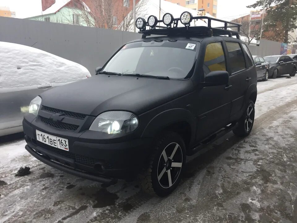 Нива шевроле в рапторе фото Подлокотник - Chevrolet Niva, 1,7 л, 2013 года аксессуары DRIVE2