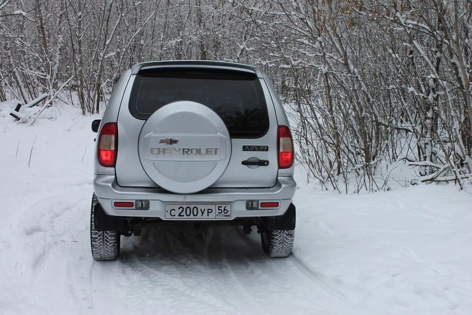 Нива шевроле вид сзади фото Лифт +5см - Chevrolet Niva, 1,7 л, 2004 года тюнинг DRIVE2