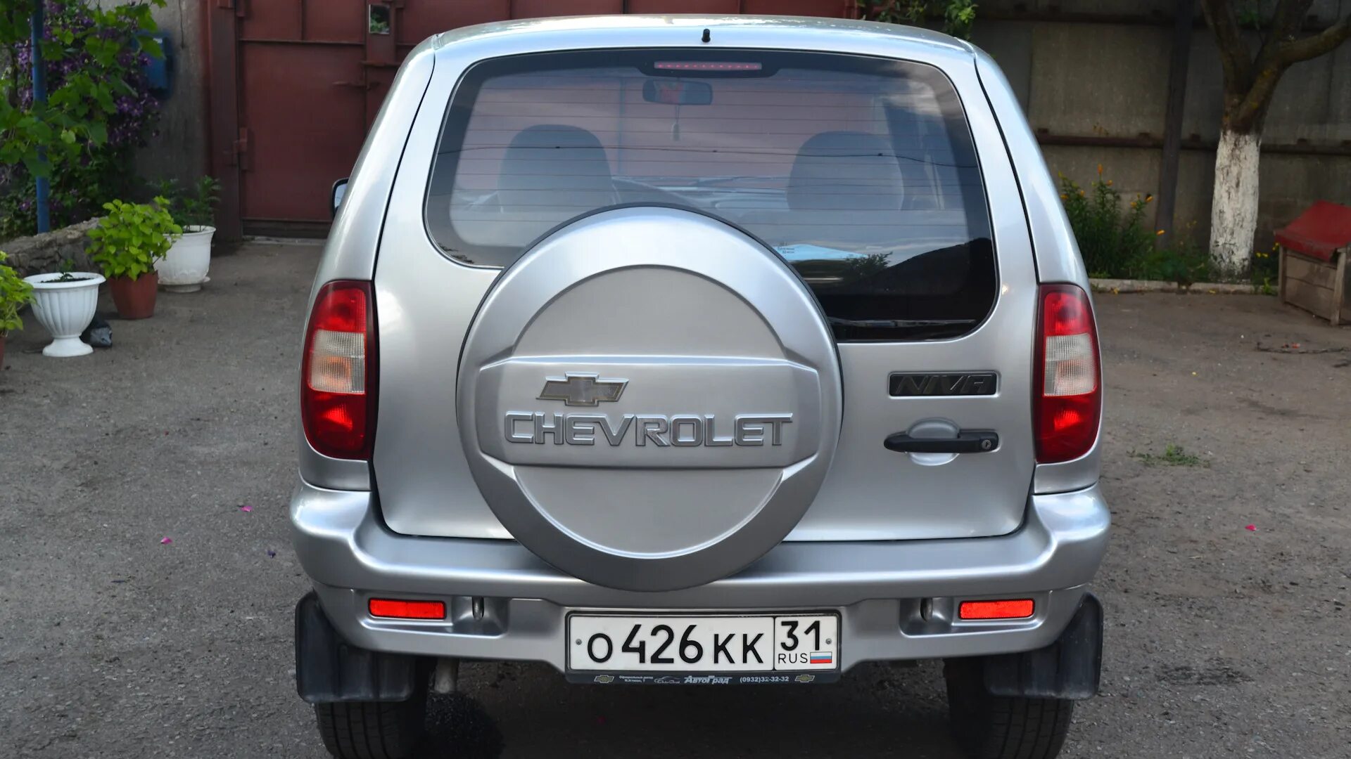 Нива шевроле вид сзади фото Chevrolet Niva 1.7 бензиновый 2005 Шеви Нива на DRIVE2