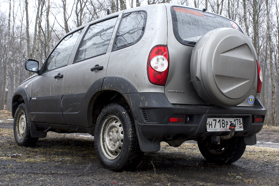 Нива шевроле вид сзади фото Минифотосет - Chevrolet Niva, 1,7 л, 2013 года фотография DRIVE2