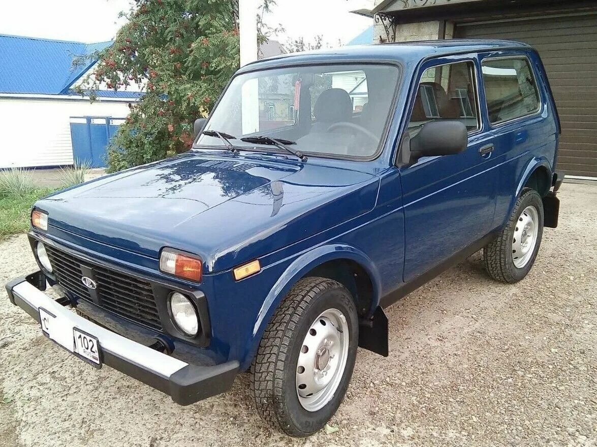 Нива синего цвета фото Купить б/у Lada (ВАЗ) 2121 (4x4) I Рестайлинг 1.7 MT (79 л.с.) 4WD бензин механи