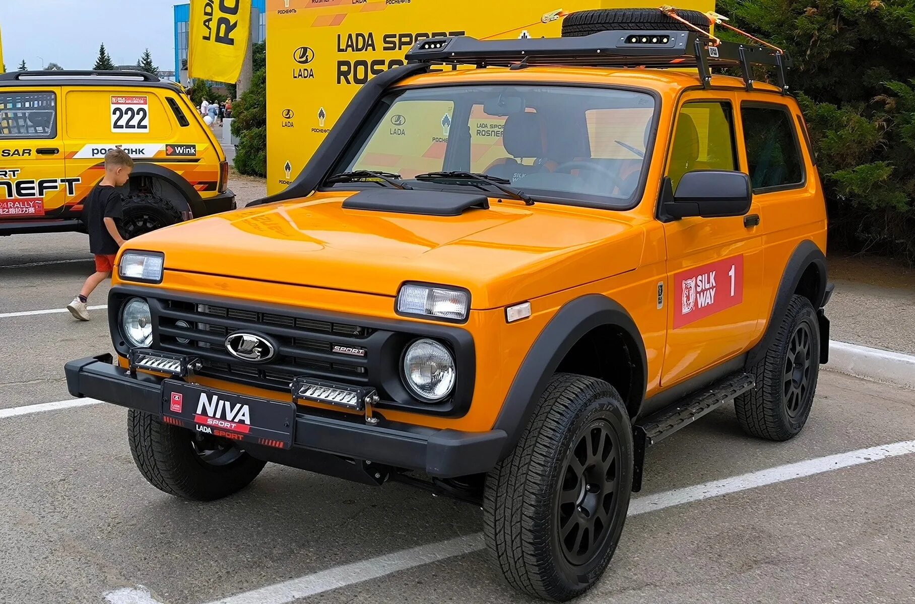 Нива спорт фото АвтоВАЗ удивил оснащением спецверсии Lada Niva Sport Silk Way - Рамблер/авто
