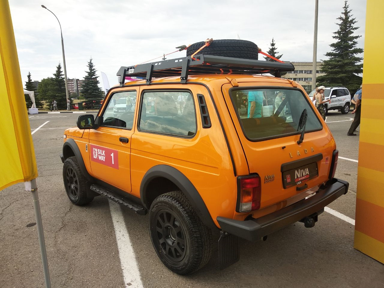 Нива спорт фото Lada Niva Sport Silk Way за 2,5 млн рублей - DRIVE2