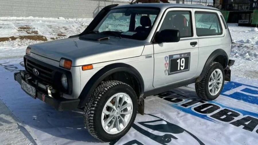 Нива спорт фото АвтоВАЗ представил предсерийную Lada Niva Sport Новости авто Известия 12.02.2024