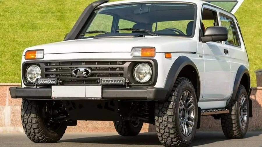 Нива спорт фото цена Lada Niva Sport может дебютировать 22 сентября Новости авто Известия 25.08.2023