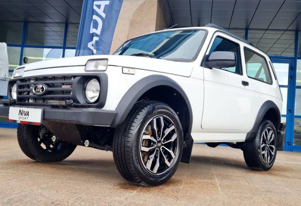 Нива спорт цена новая модель фото LADA Niva Sport встанет на конвейер в декабре нынешнего года Журнал 4x4Club Дзен
