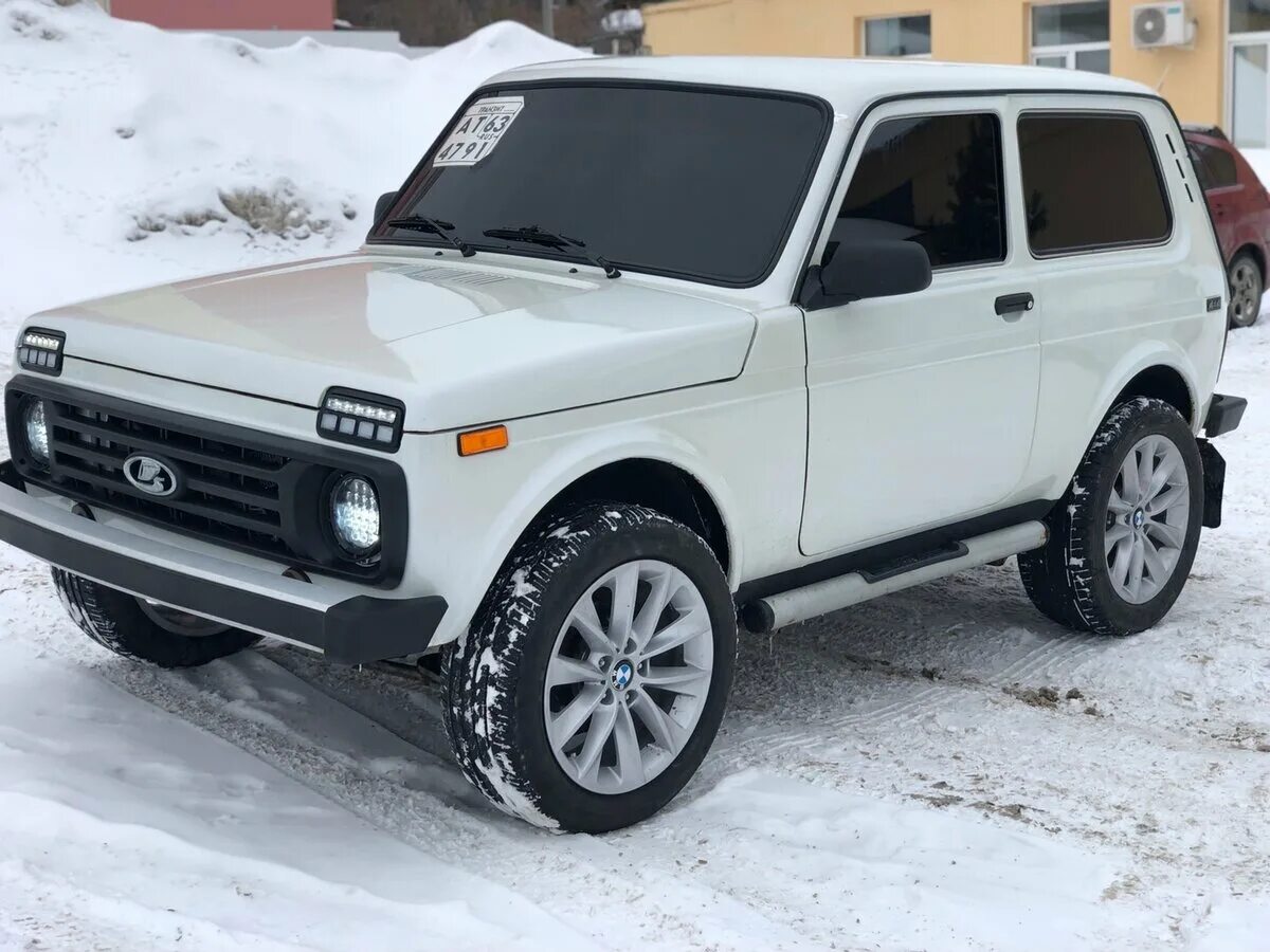Нива цвет белый фото Купить б/у Lada (ВАЗ) 2121 (4x4) I Рестайлинг 1.7 MT (80 л.с.) 4WD бензин механи