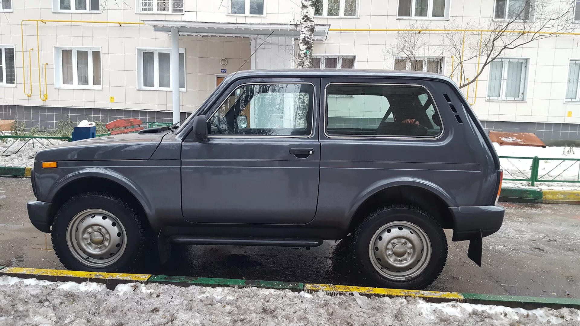 Нива цвет борнео фото Год эксплуатации. - Lada 4x4 3D, 1,7 л, 2015 года наблюдение DRIVE2