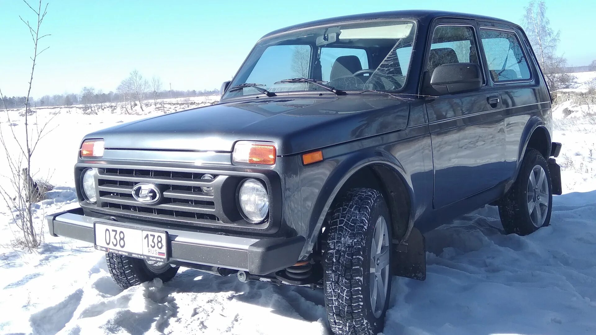Нива цвет борнео фото Lada 4x4 3D 1.7 бензиновый 2019 борнео на DRIVE2