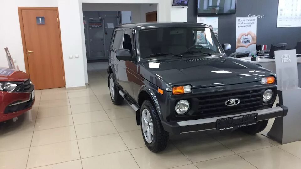 Нива цвет борнео фото Установка бесшумных замков от братьев Гавс - Lada 4x4 3D, 1,7 л, 2019 года тюнин